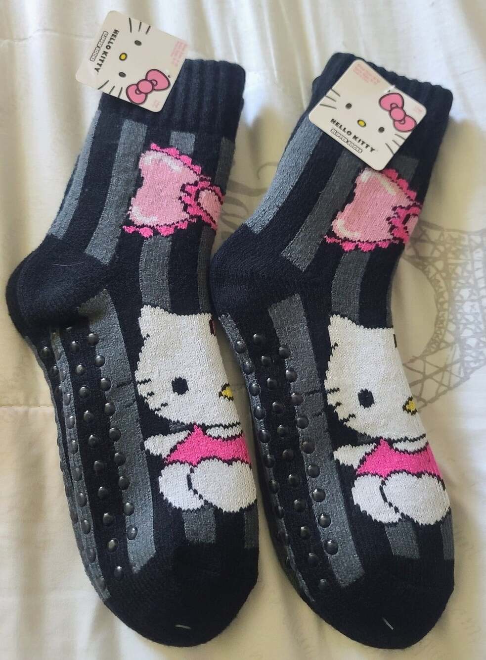 Hello Kitty Slipper Socks Size 9-11 Black Striped Non-Slip 2 Pairs